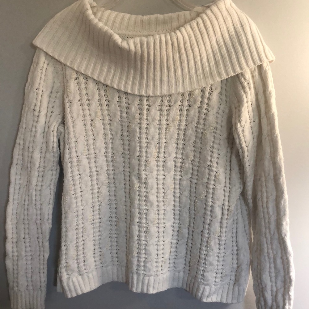 Emma James wide neck sweater with beading detail, EUC, size XL.
